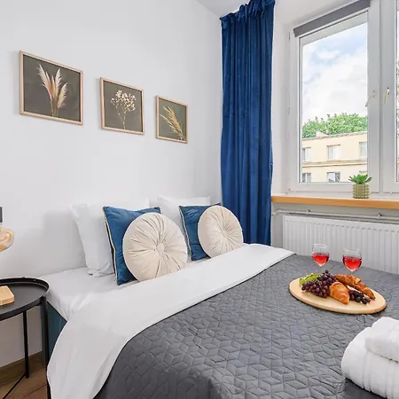 Lumina I Cozy 4-room Near Metro & Center 华沙
