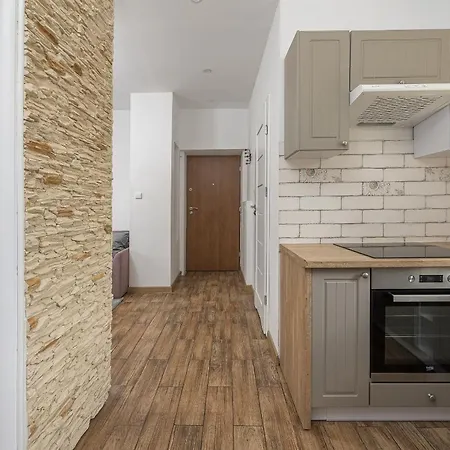 公寓 Lumina I Cozy 4-room Near Metro & Center 华沙