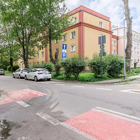 Lumina I Cozy 4-room Near Metro & Center 华沙